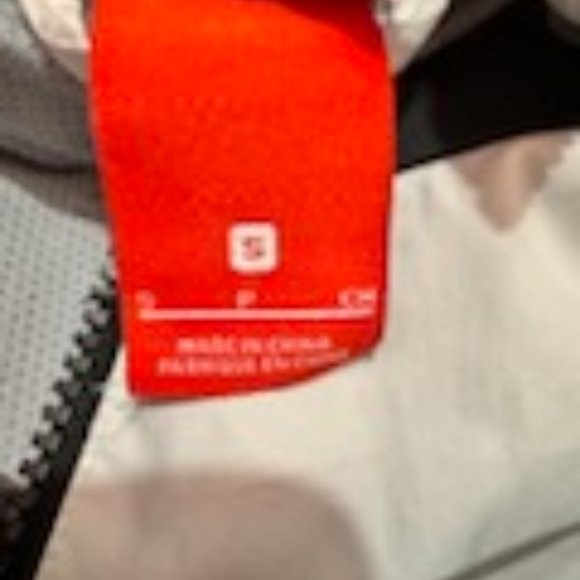 Nike Windbreaker - Picture 3 of 3